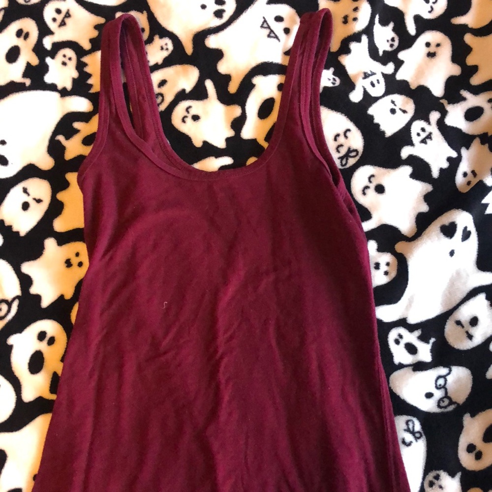 Casual maroon tank top